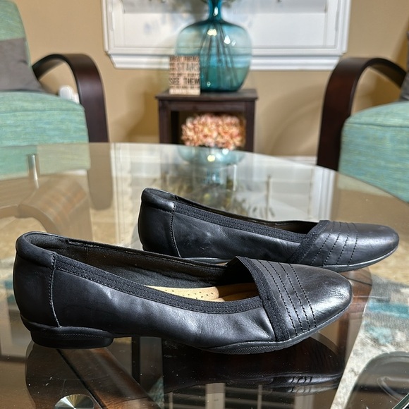 New! Clark’s Collection Leather Ballet Flats - Sara Erin in black‎ size 8 - Picture 3 of 6